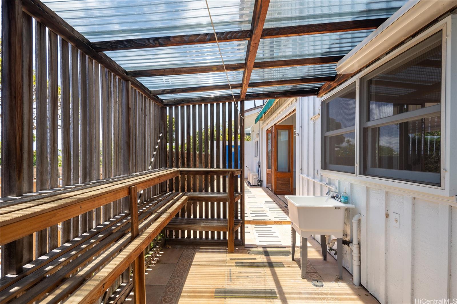 2983  Makalei Pl Diamond Head, Diamond Head home - photo 23 of 25