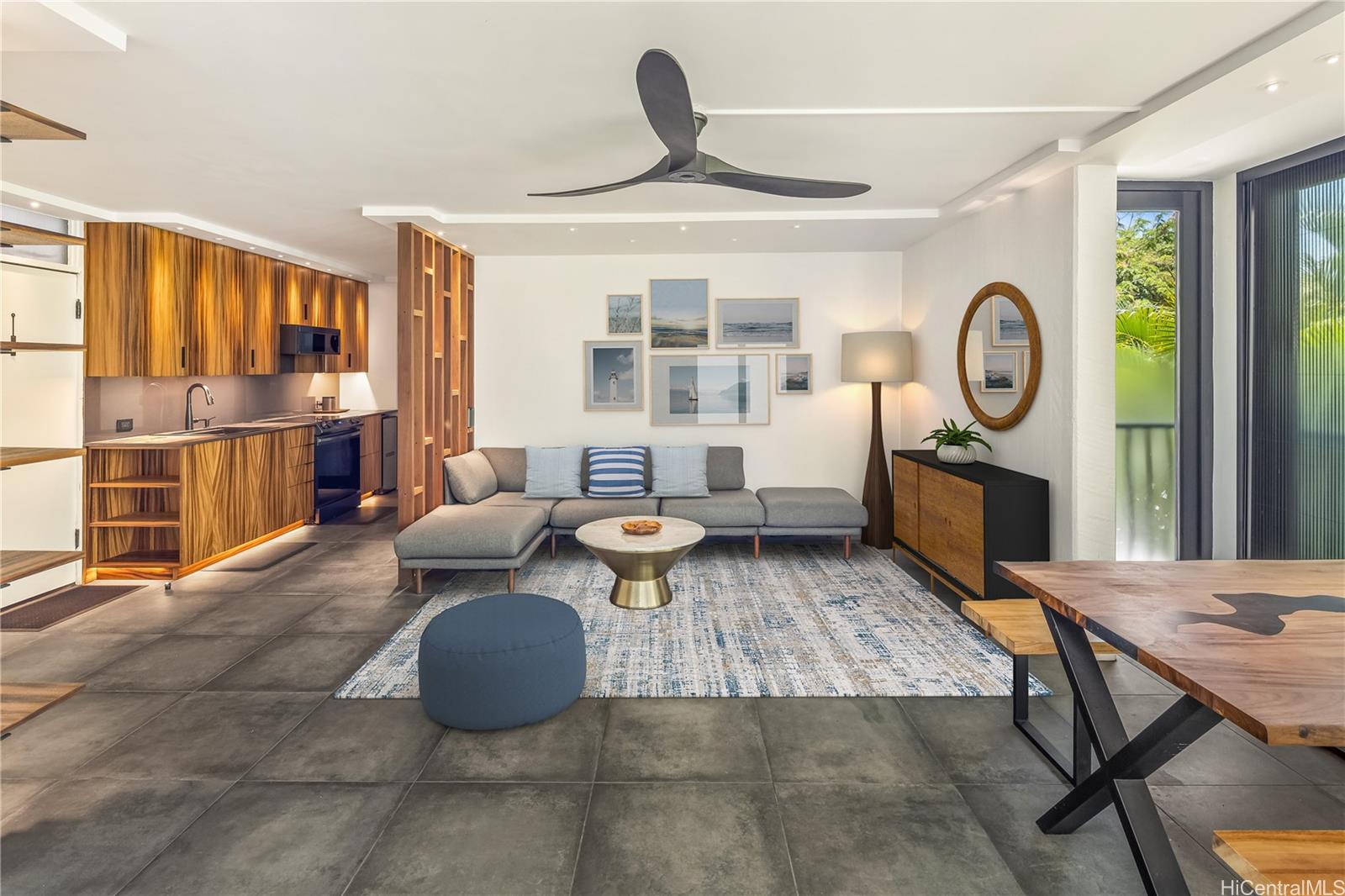 2987 Kalakaua condo # 201, Honolulu, Hawaii - photo 3 of 16