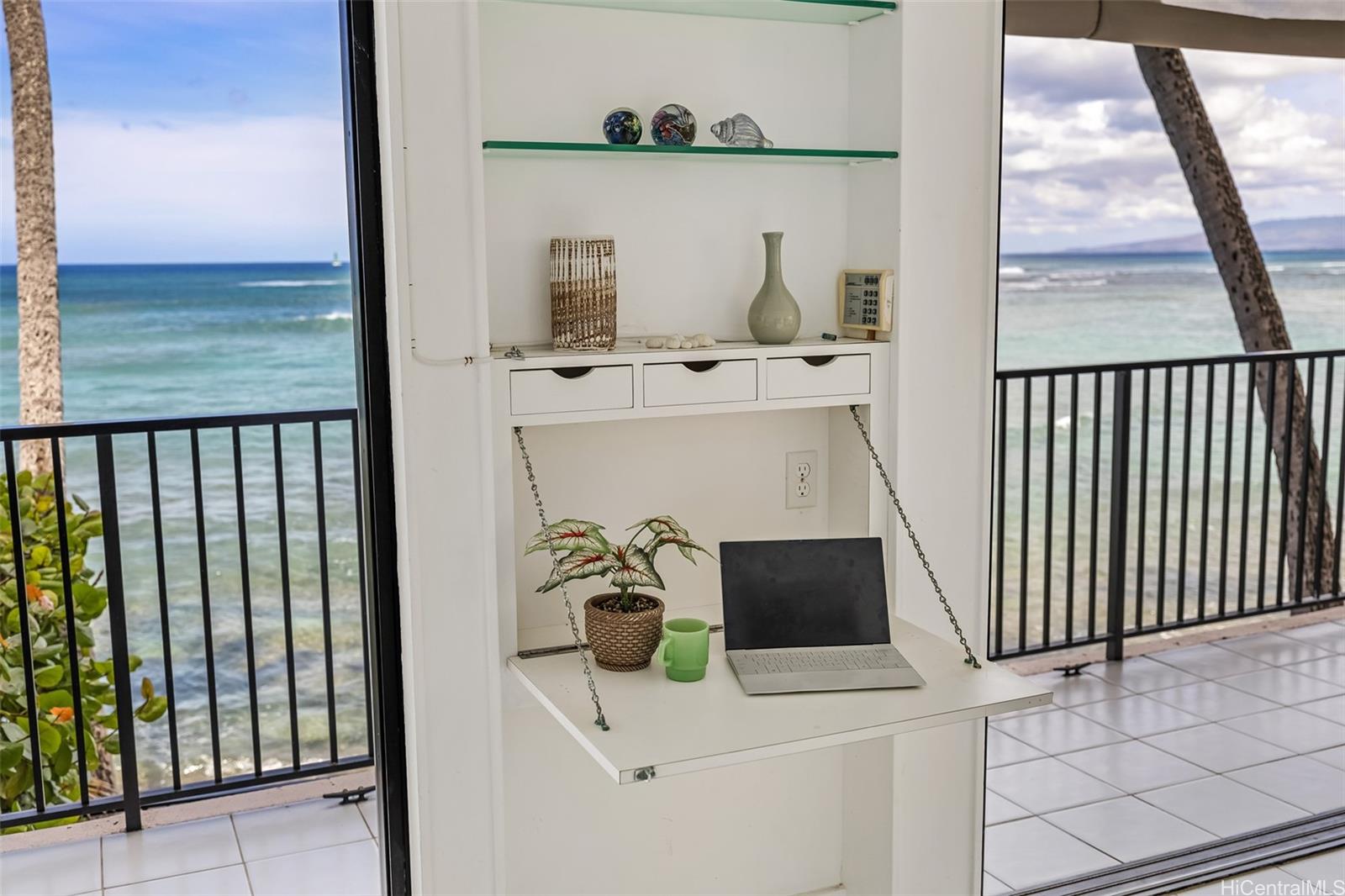 2987 Kalakaua condo # 205, Honolulu, Hawaii - photo 9 of 22