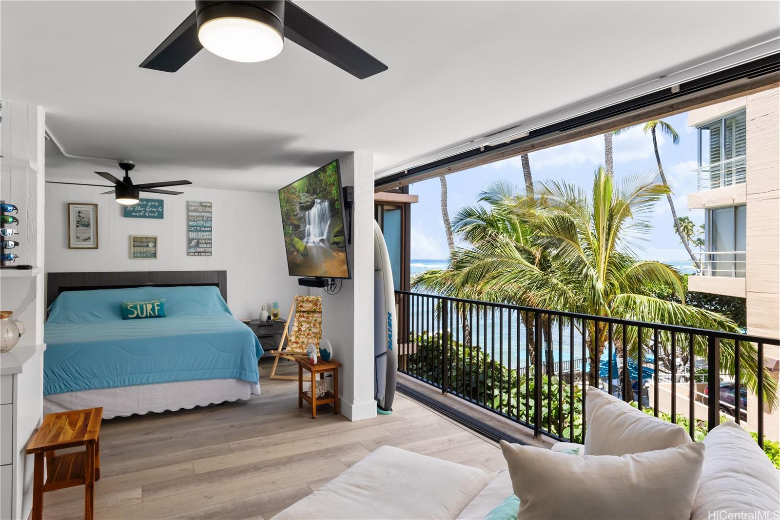 2987 Kalakaua condo # 304, Honolulu, Hawaii - photo 2 of 18