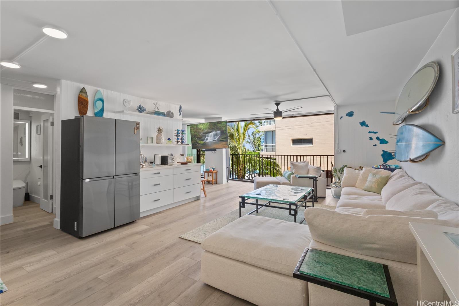 2987 Kalakaua condo # 304, Honolulu, Hawaii - photo 5 of 18