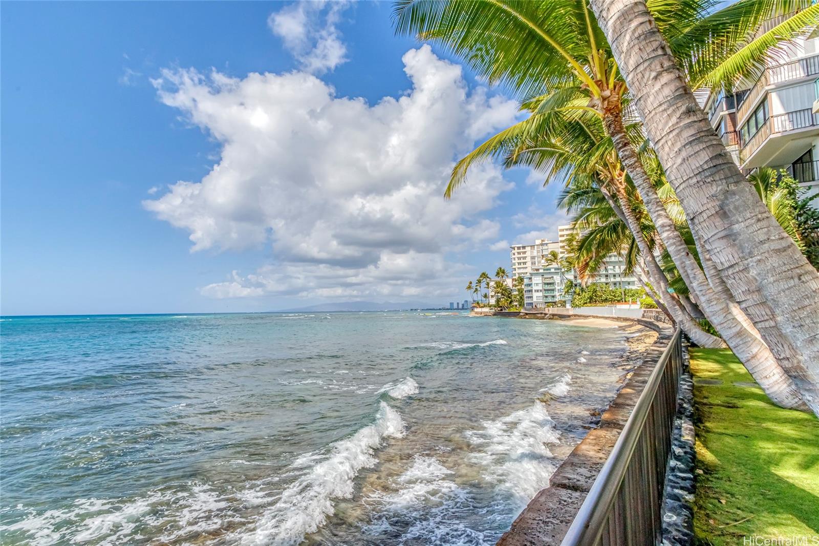 Tahitienne Inc condo # 202, Honolulu, Hawaii - photo 15 of 25