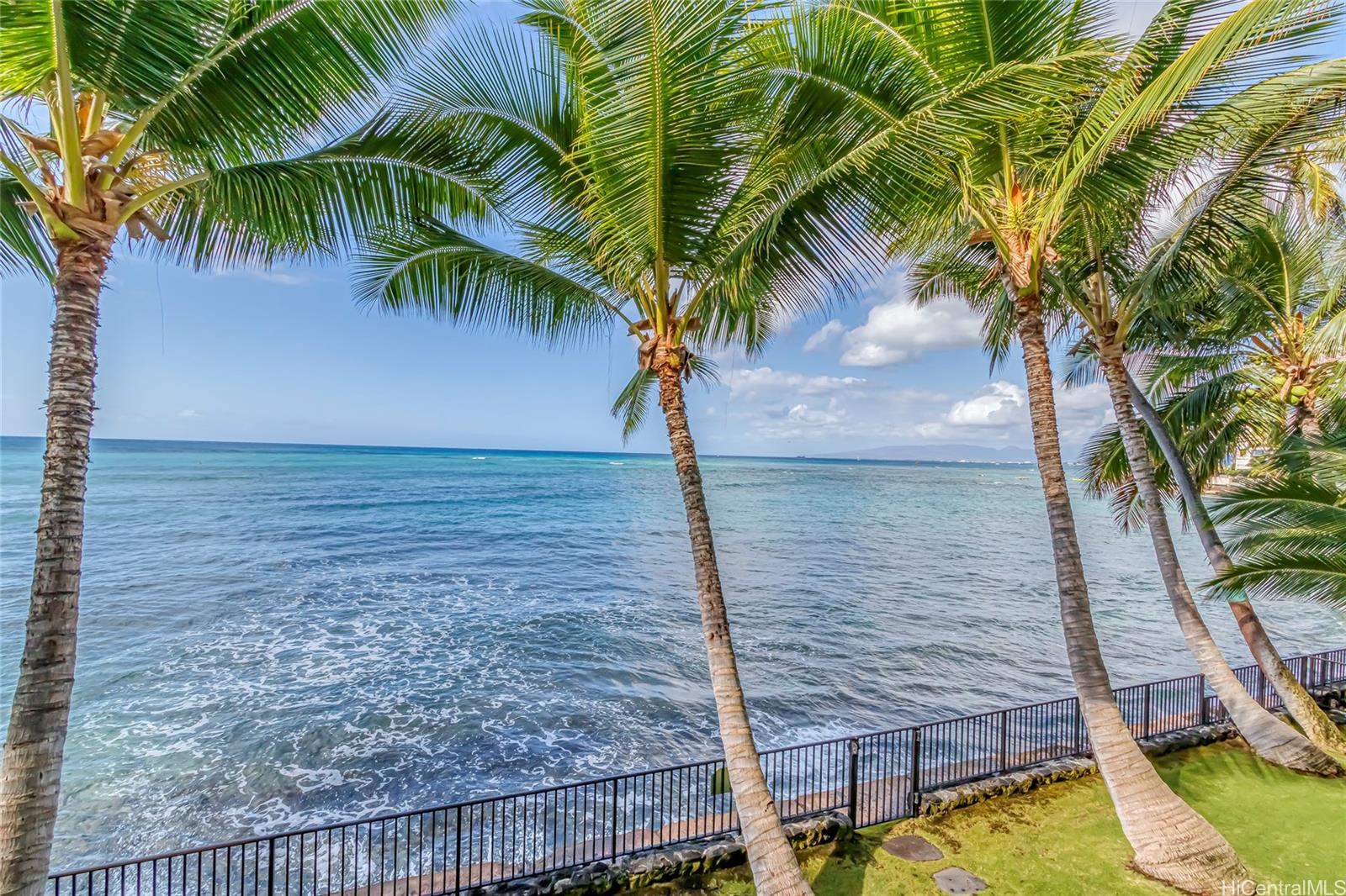 Tahitienne Inc condo # 202, Honolulu, Hawaii - photo 19 of 25