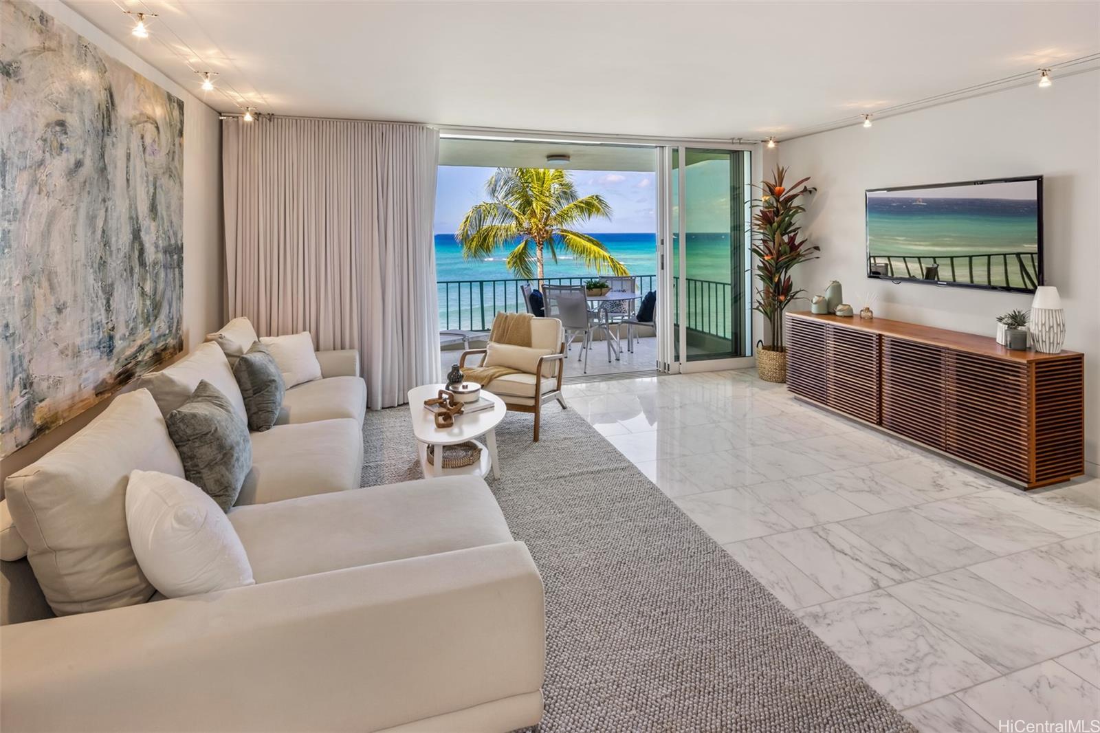 Tahitienne Inc condo # 704, Honolulu, Hawaii - photo 4 of 25