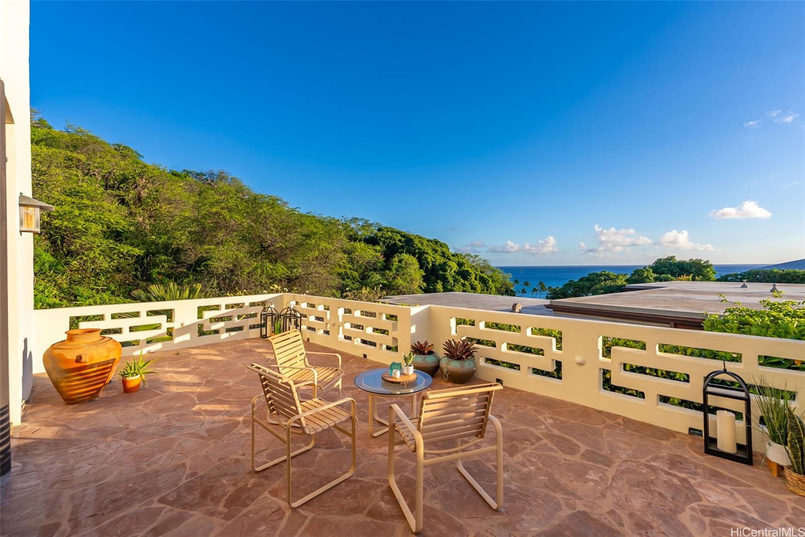 2999  Makalei Place Diamond Head, Diamond Head home - photo 9 of 25