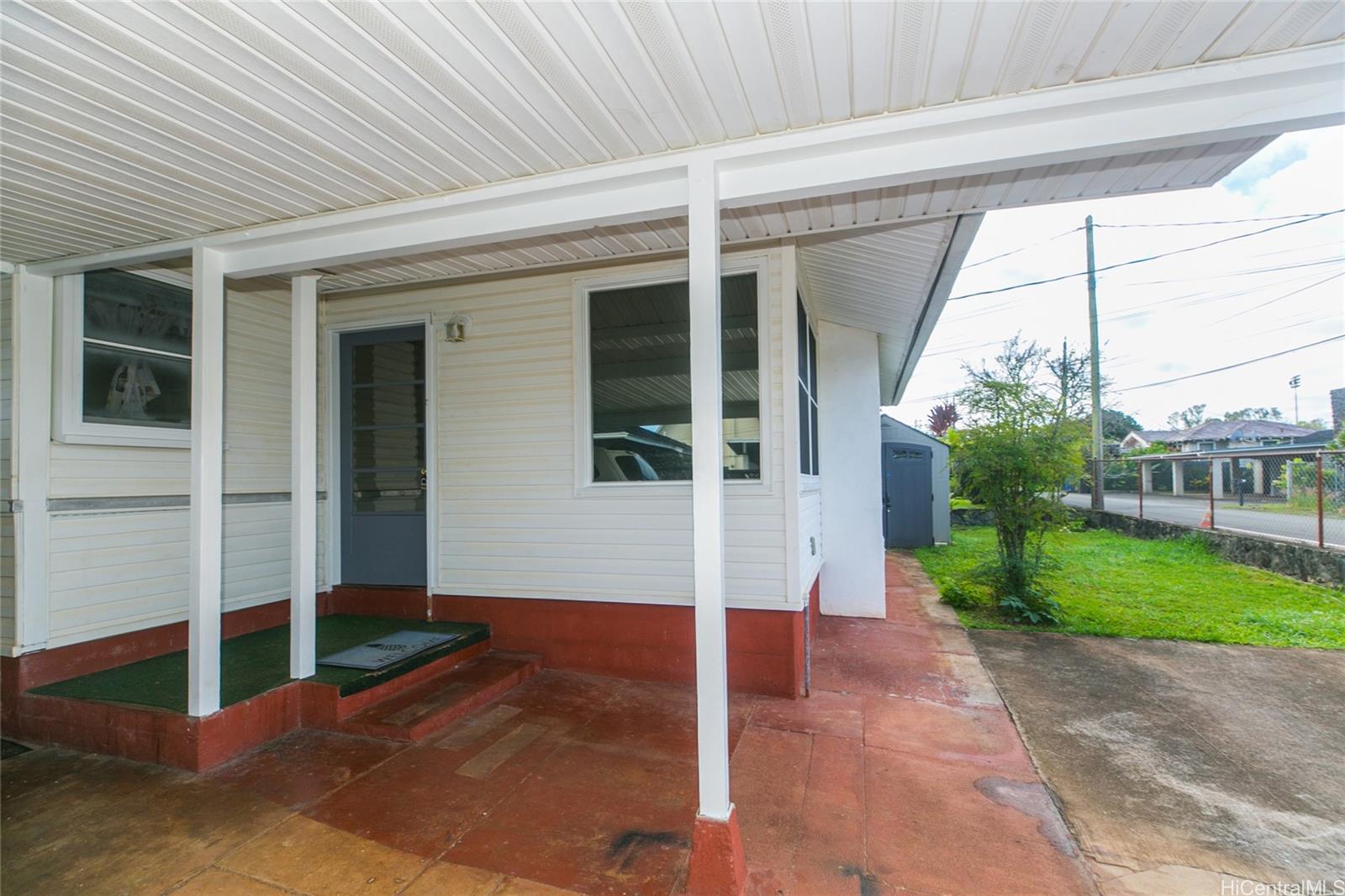 30  Uluwehi Street Wahiawa Heights, Central home - photo 2 of 22