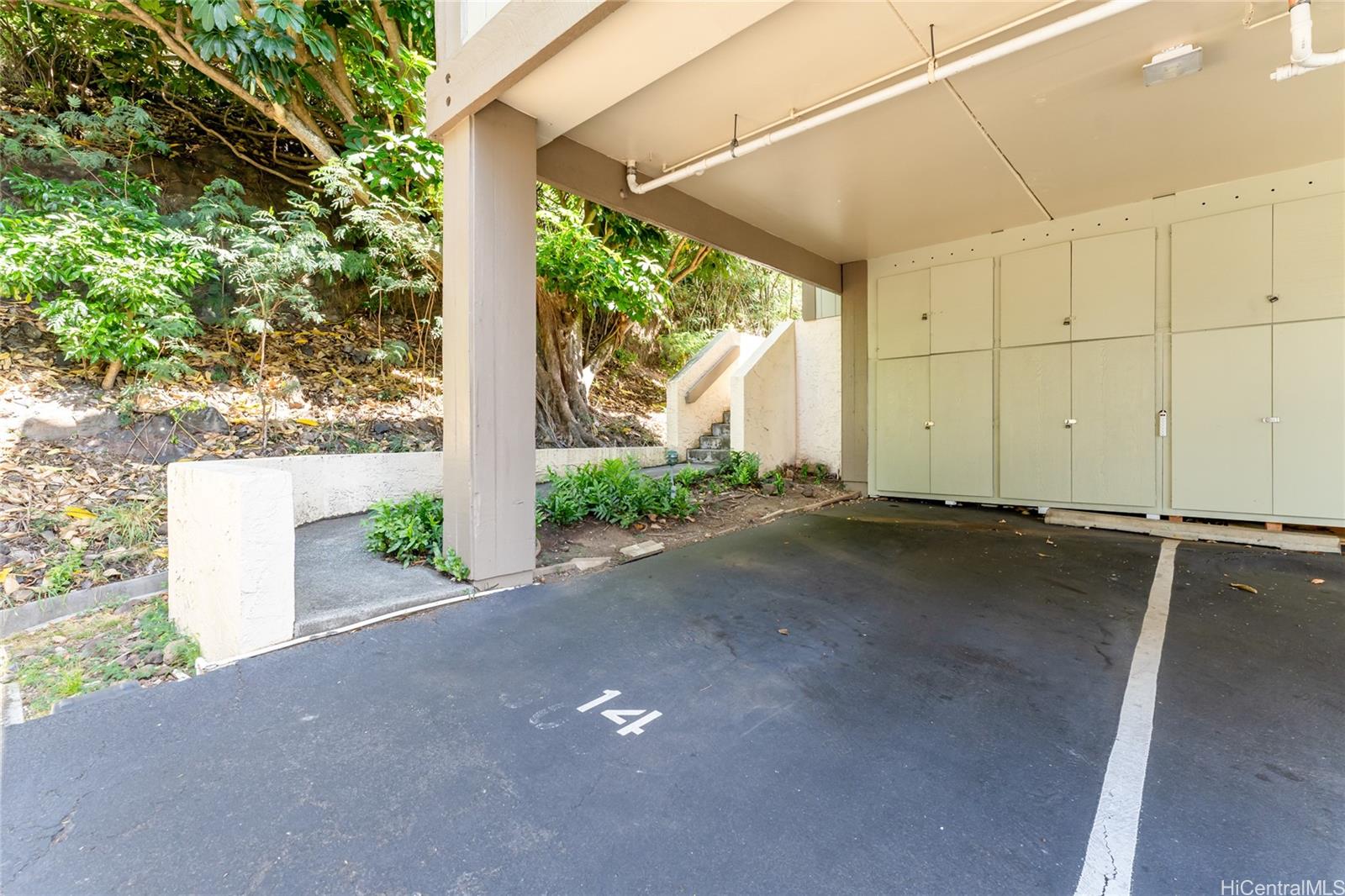 300 Kawaihae Street townhouse # 300A, Honolulu, Hawaii - photo 13 of 15