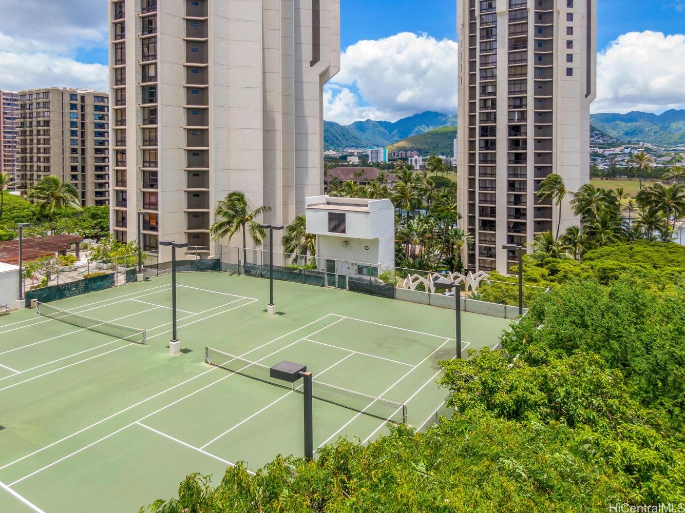 Liliuokalani Gardens condo # 1807, Honolulu, Hawaii - photo 17 of 22