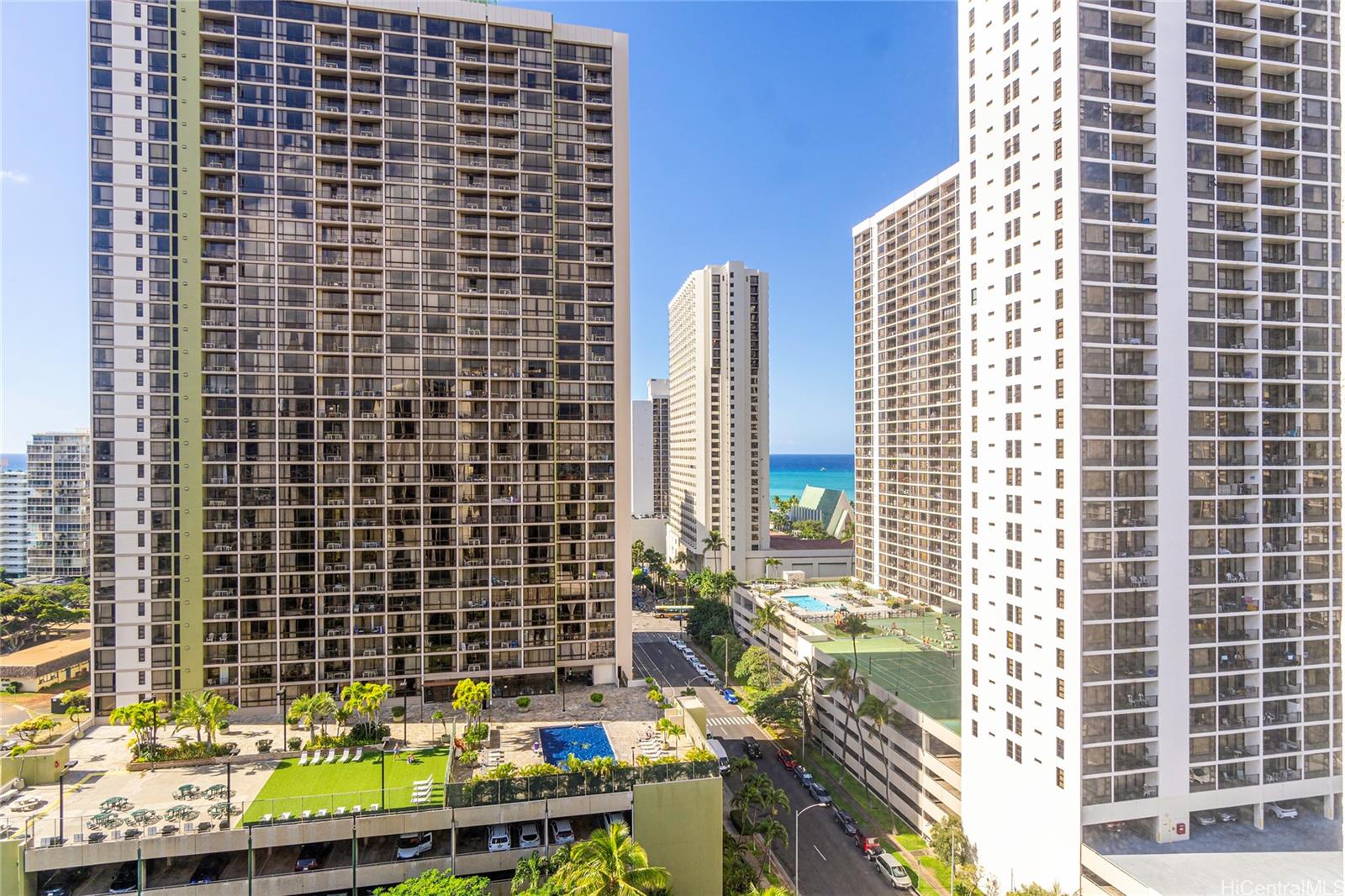 Liliuokalani Gardens condo # 1807, Honolulu, Hawaii - photo 20 of 22