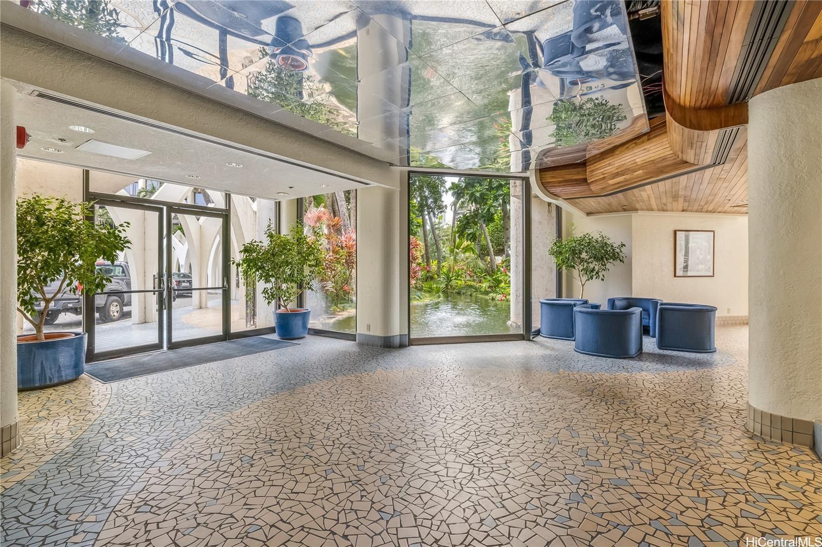 Liliuokalani Gardens condo # 1815, Honolulu, Hawaii - photo 21 of 25