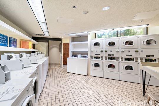 Liliuokalani Gardens condo # 2104, Honolulu, Hawaii - photo 20 of 24