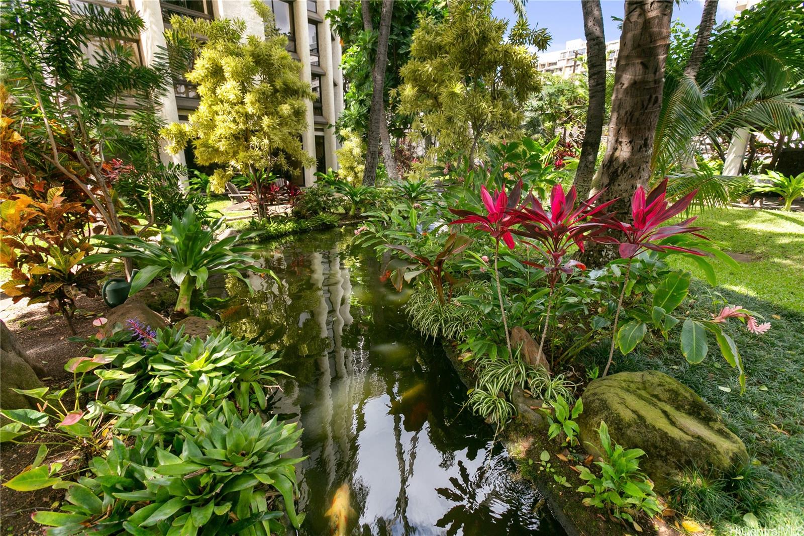 Liliuokalani Gardens condo # 2217, Honolulu, Hawaii - photo 13 of 17