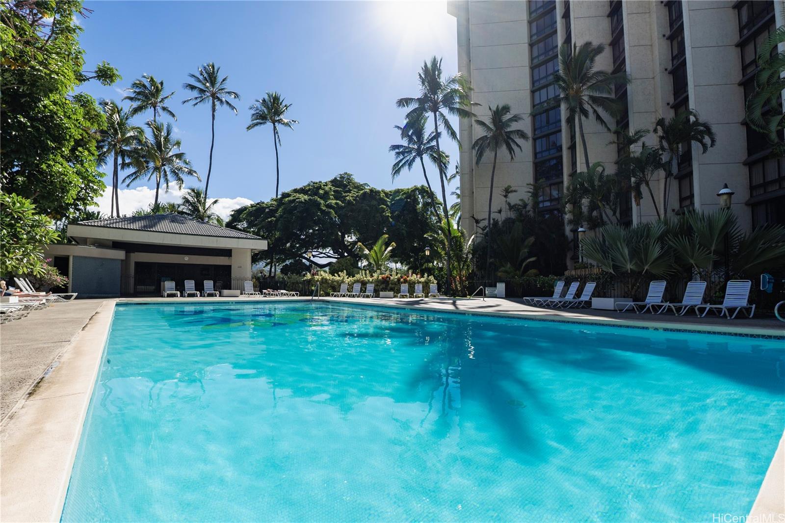 Liliuokalani Gardens condo # 419, Honolulu, Hawaii - photo 12 of 25