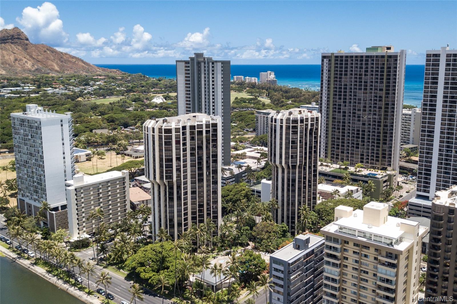 Liliuokalani Gardens condo # 607 Queen Tower, Honolulu, Hawaii - photo 13 of 14
