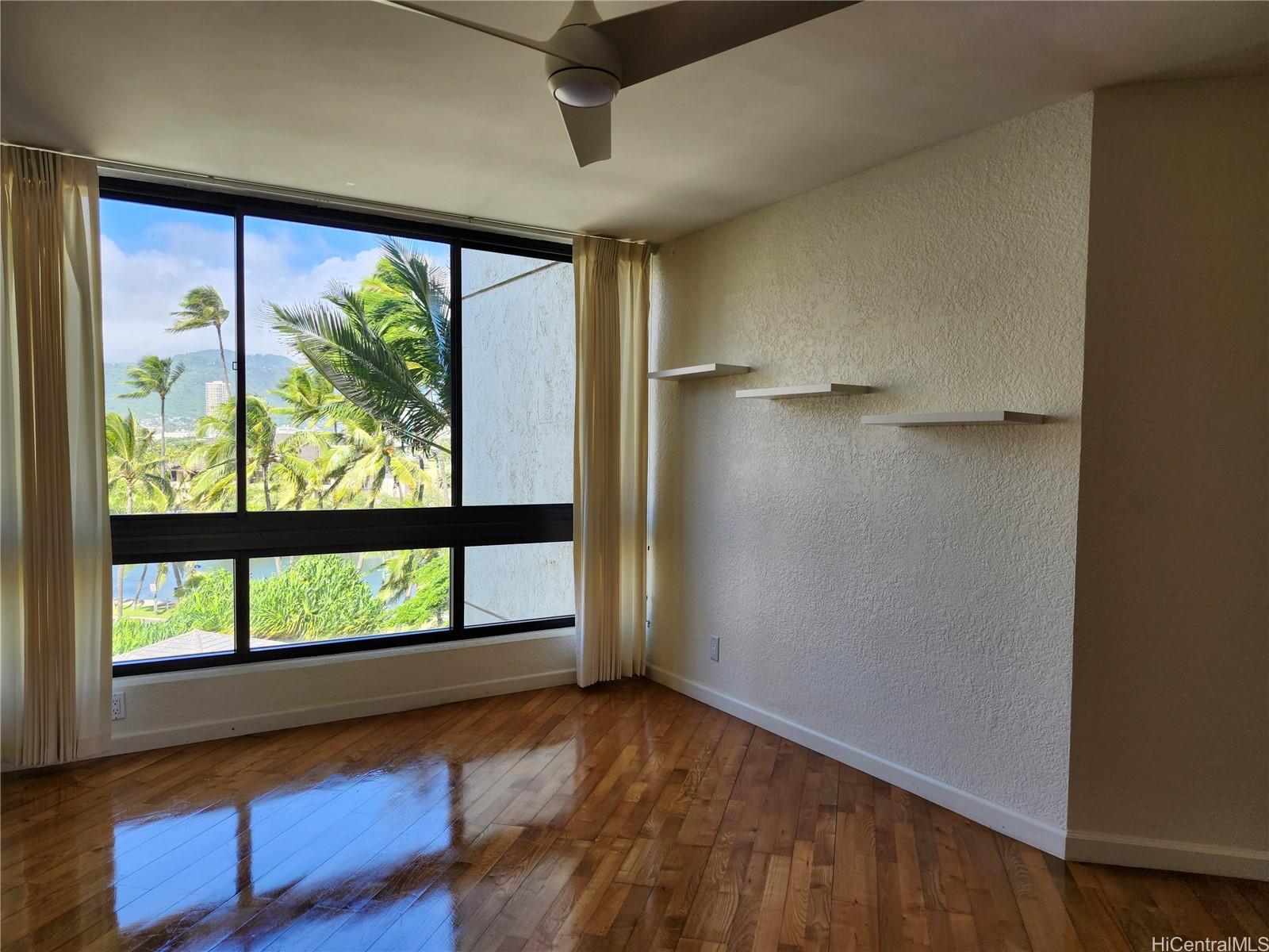 300 Wai Nani Way Honolulu - Rental - photo 12 of 16