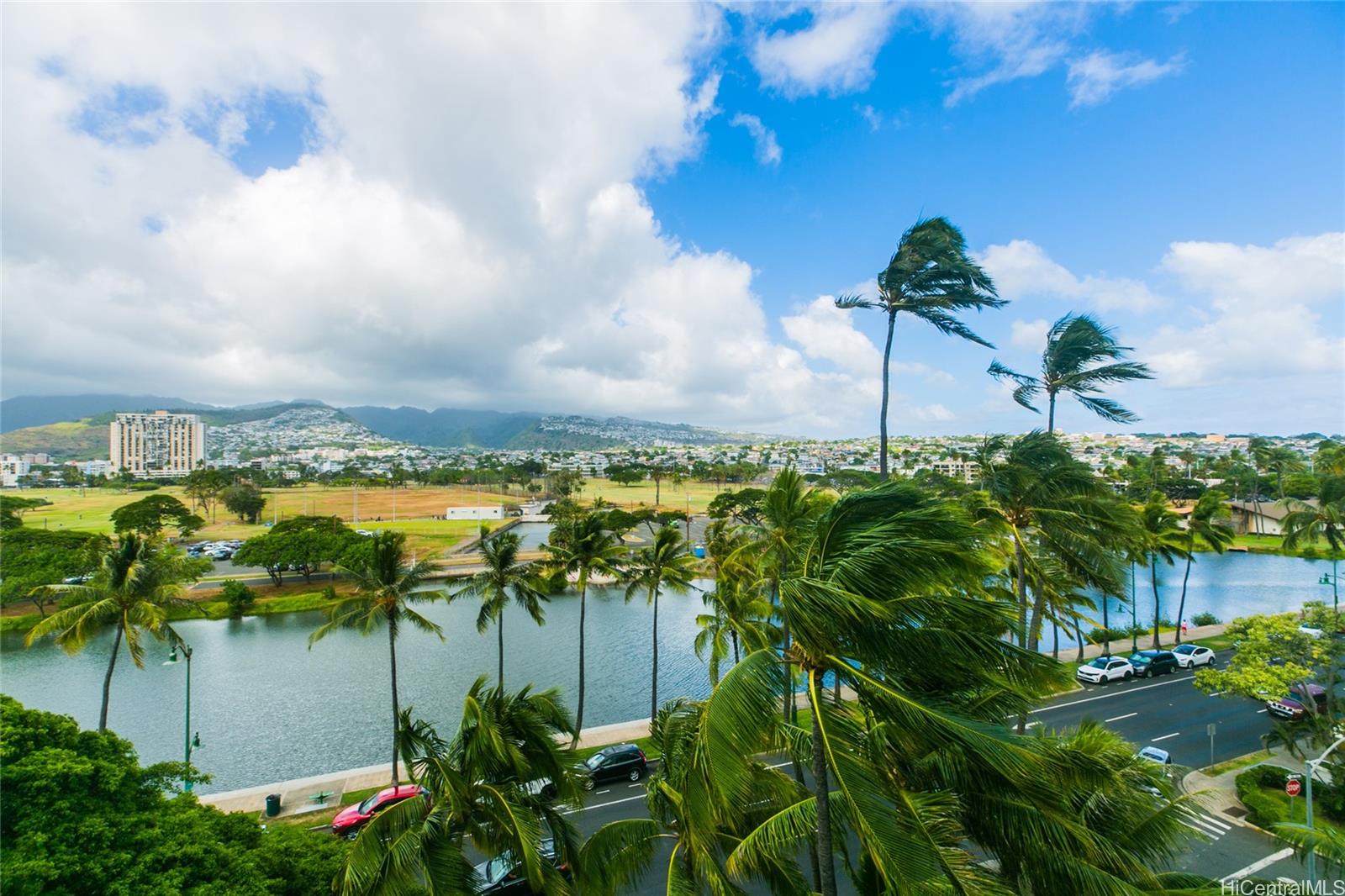 Liliuokalani Gardens condo # 711, Honolulu, Hawaii - photo 13 of 25