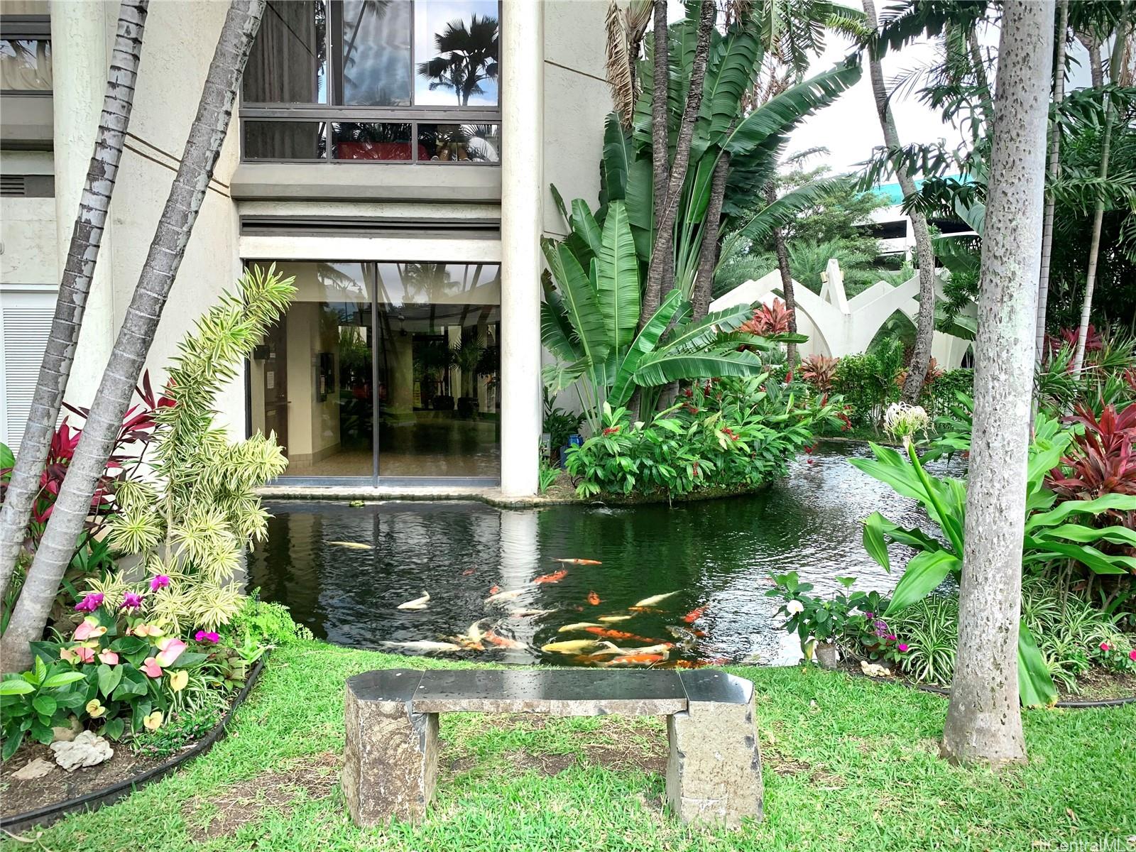 Liliuokalani Gardens condo # 920, Honolulu, Hawaii - photo 13 of 21