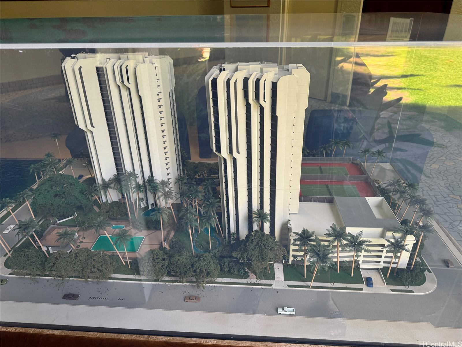 300 Wai Nani Way Honolulu - Rental - photo 13 of 17