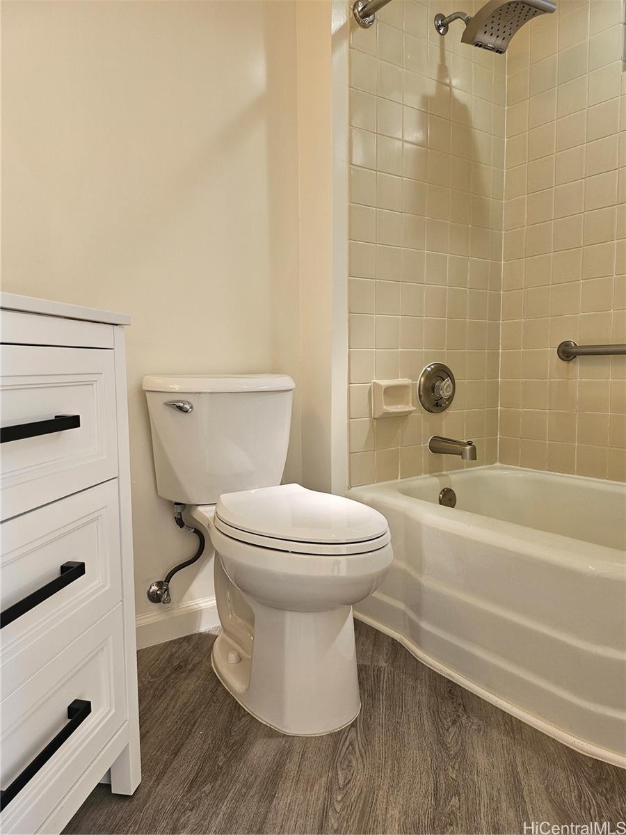 300 Wai Nani Way Honolulu - Rental - photo 3 of 5