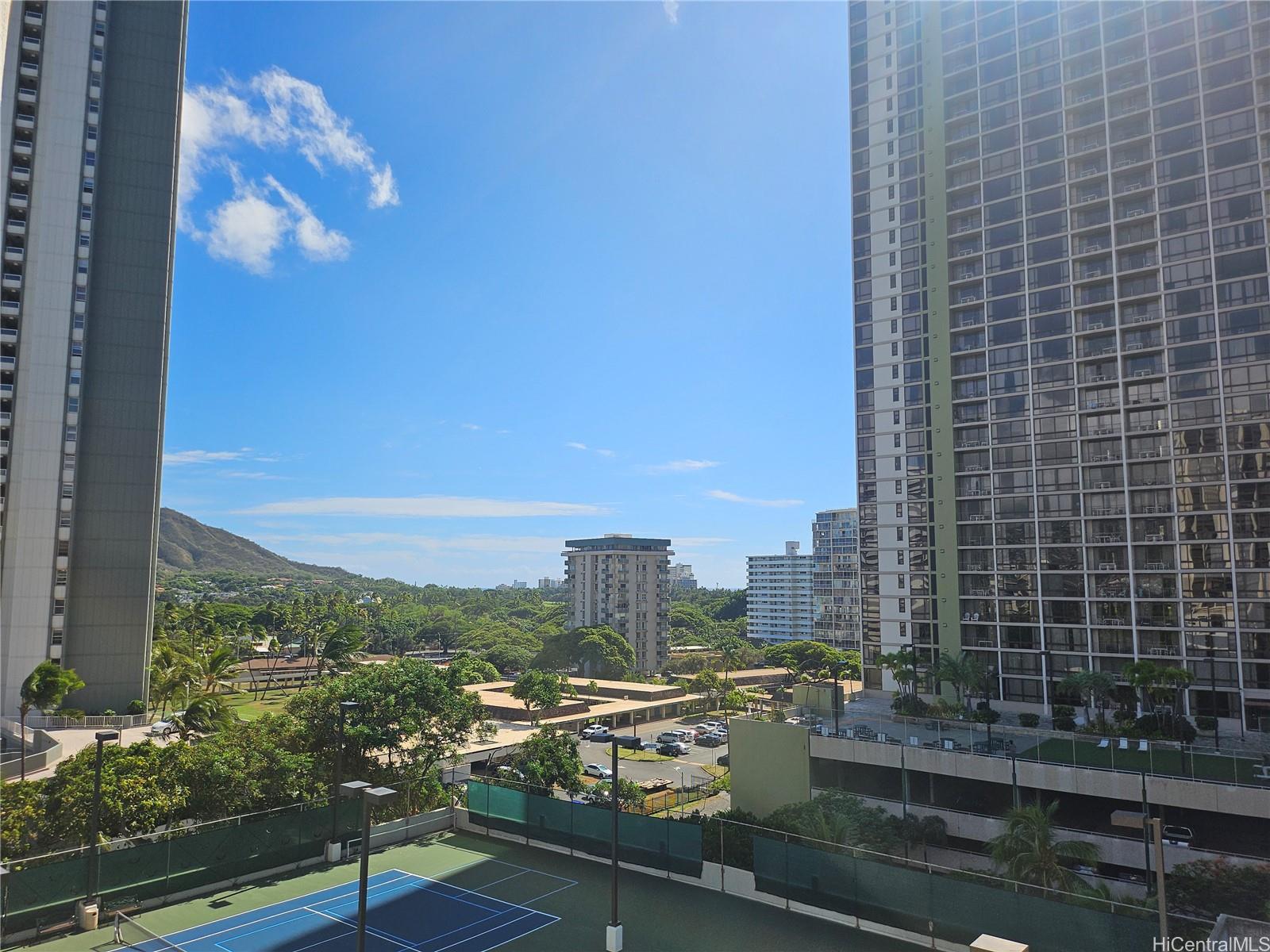 300 Wai Nani Way Honolulu - Rental - photo 4 of 5