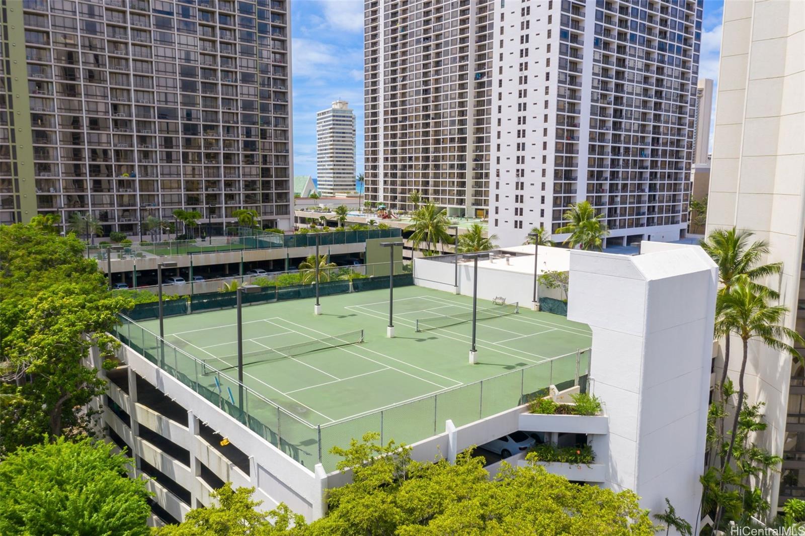 Liliuokalani Gardens condo # I-1104, Honolulu, Hawaii - photo 14 of 20