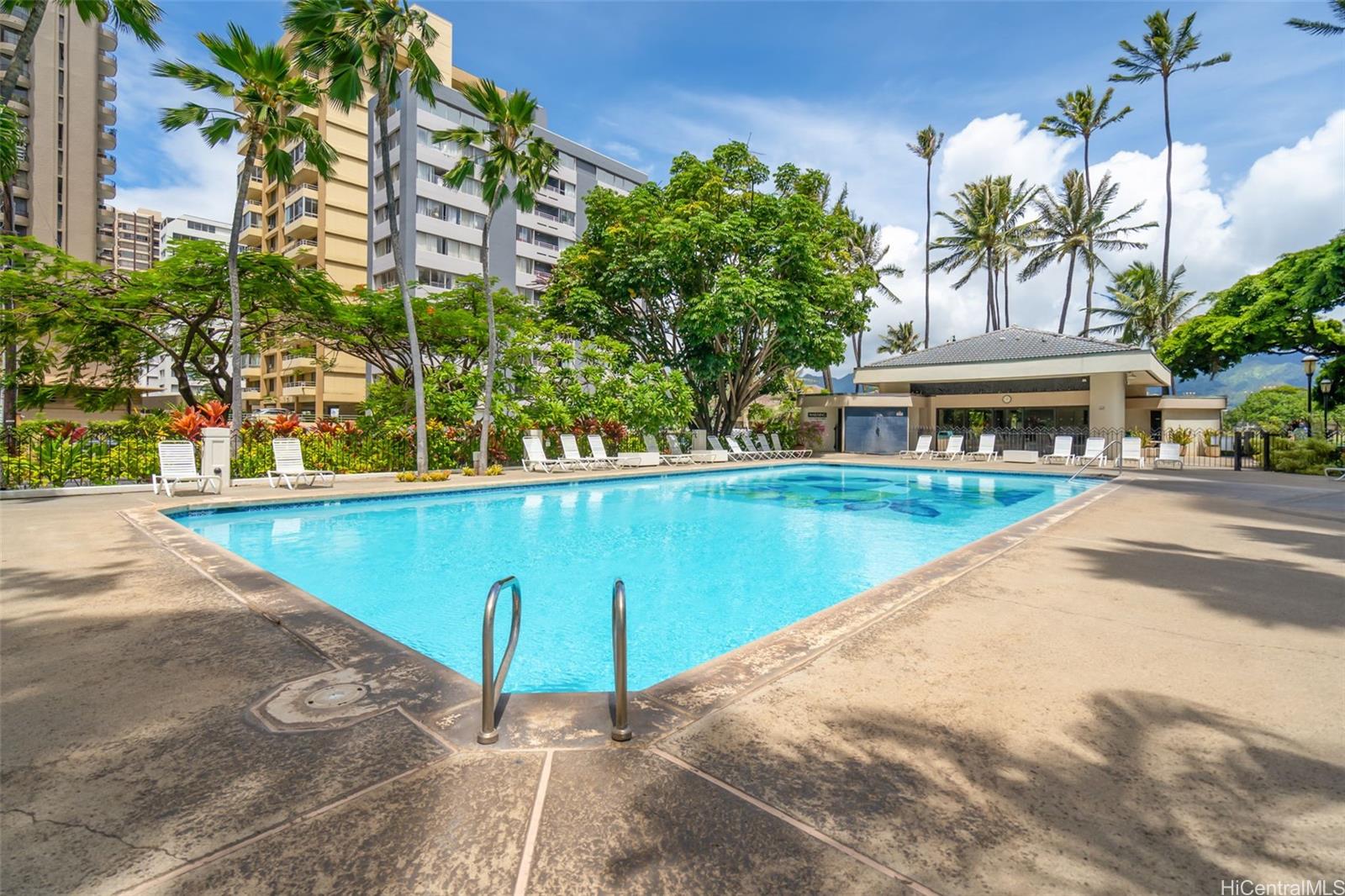 Liliuokalani Gardens condo # I-1104, Honolulu, Hawaii - photo 15 of 20