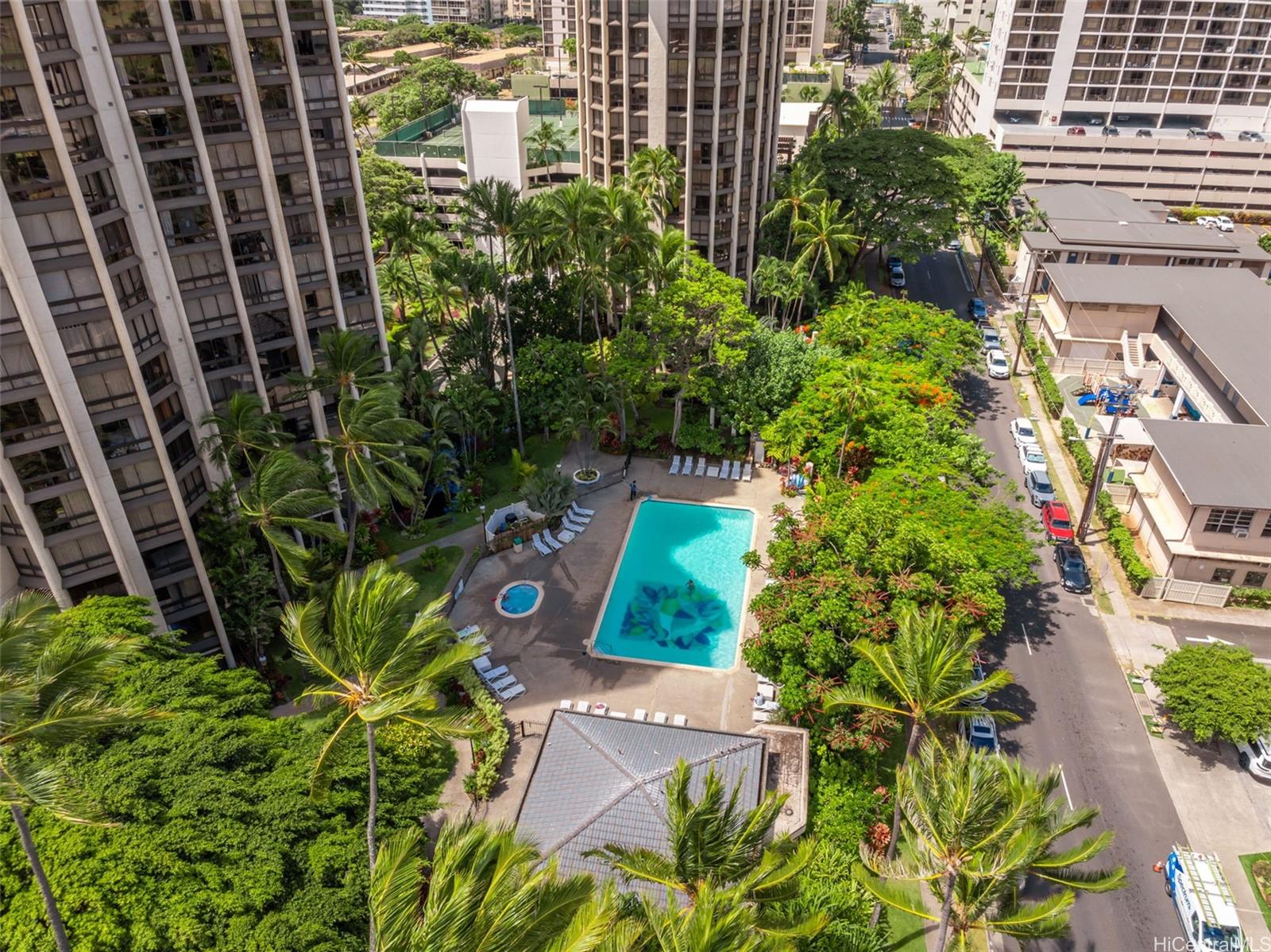 Liliuokalani Gardens condo # I-1104, Honolulu, Hawaii - photo 19 of 20