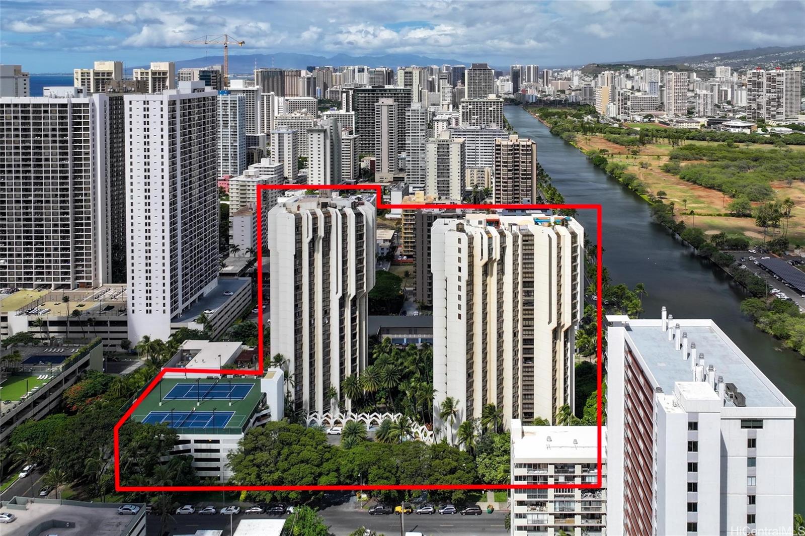 Liliuokalani Gardens condo # I-1801, Honolulu, Hawaii - photo 24 of 25