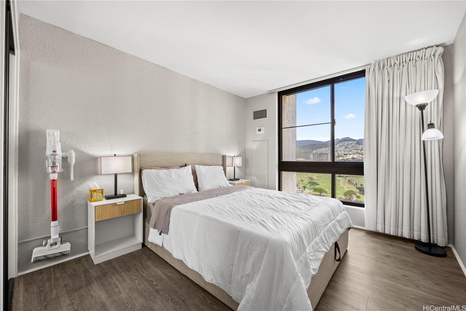 300 Wai Nani Way Honolulu - Rental - photo 16 of 25