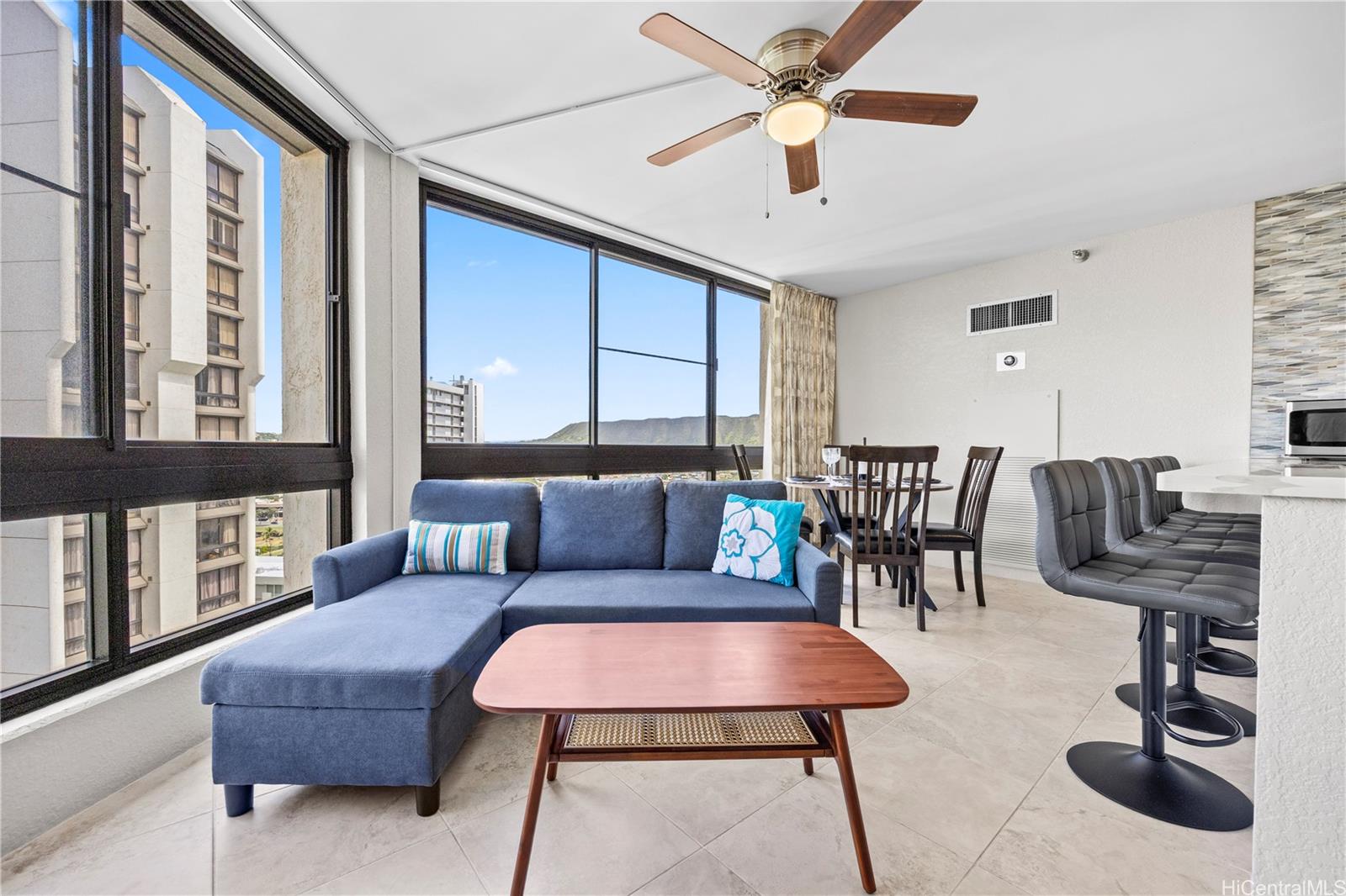 300 Wai Nani Way Honolulu - Rental - photo 3 of 25