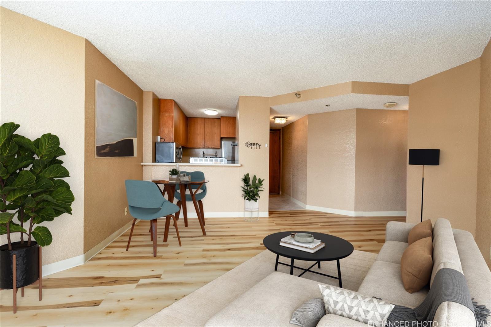 Liliuokalani Gardens condo # I2004, Honolulu, Hawaii - photo 5 of 25