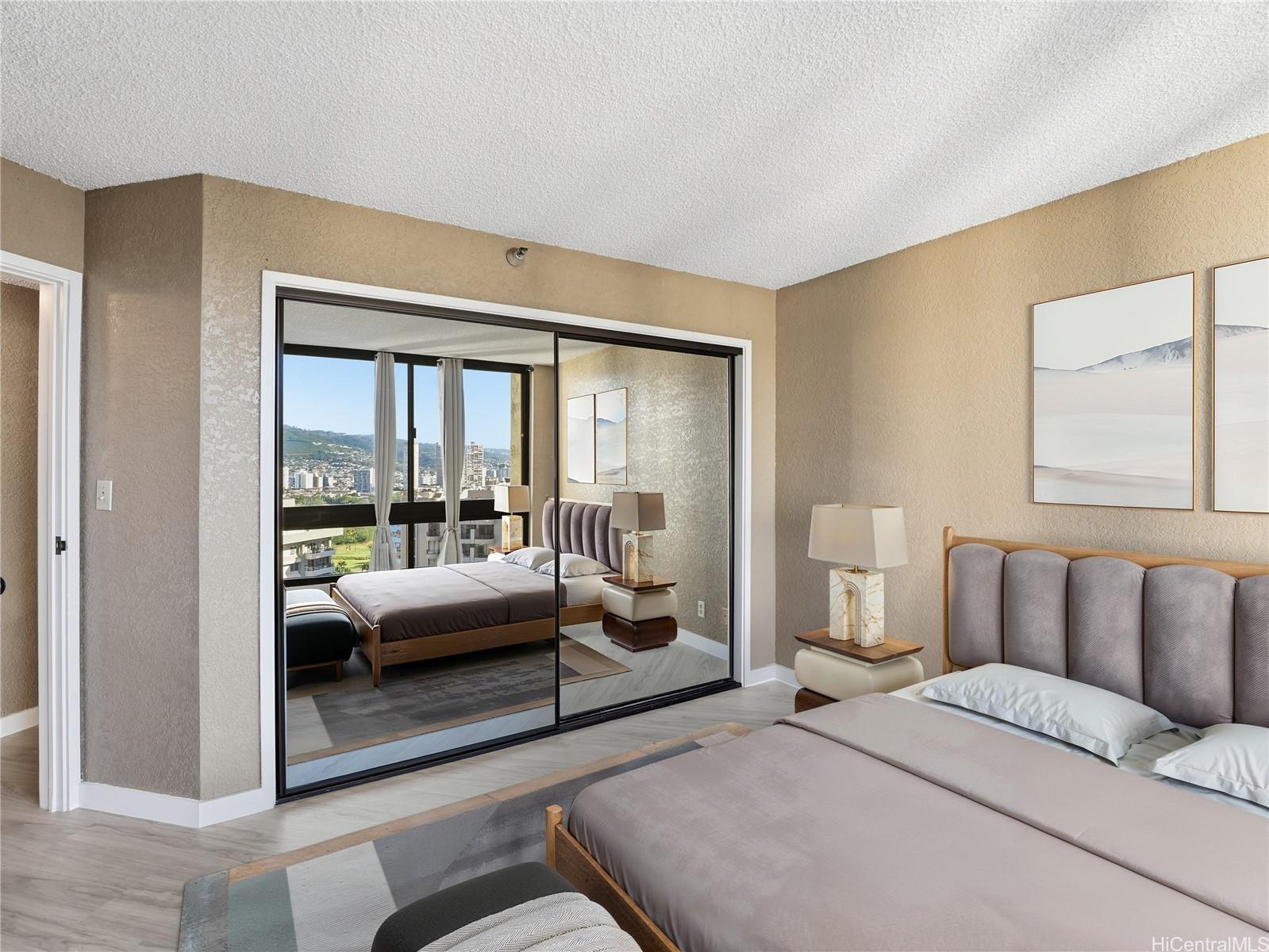 Liliuokalani Gardens condo # I2004, Honolulu, Hawaii - photo 3 of 23