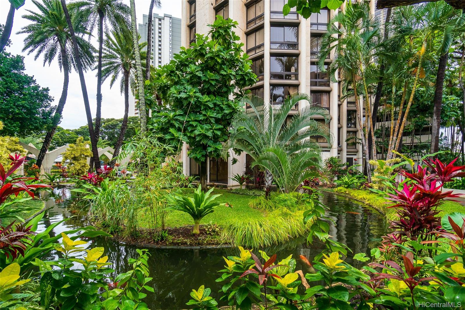 Liliuokalani Gardens condo # I905, Honolulu, Hawaii - photo 13 of 25