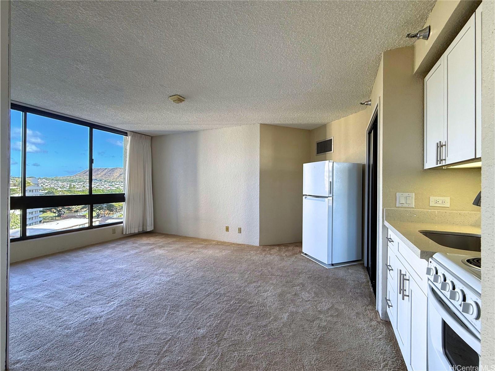 Liliuokalani Gardens condo # I905, Honolulu, Hawaii - photo 2 of 22