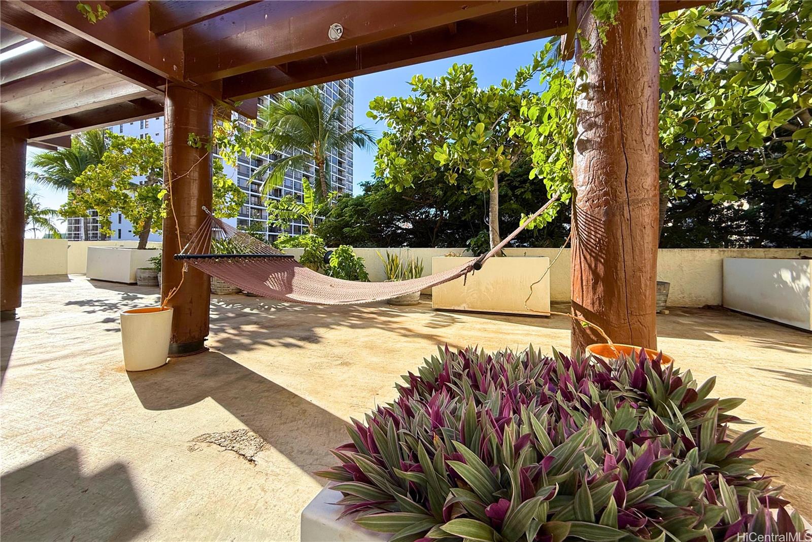 Liliuokalani Gardens condo # I905, Honolulu, Hawaii - photo 12 of 22