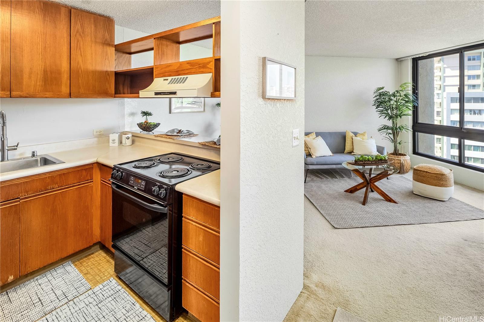 Liliuokalani Gardens condo # II1014-King Tower, Honolulu, Hawaii - photo 6 of 25