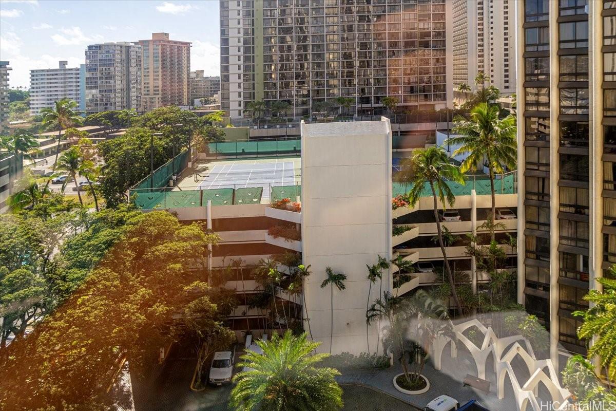 Liliuokalani Gardens condo # II1019, Honolulu, Hawaii - photo 18 of 21