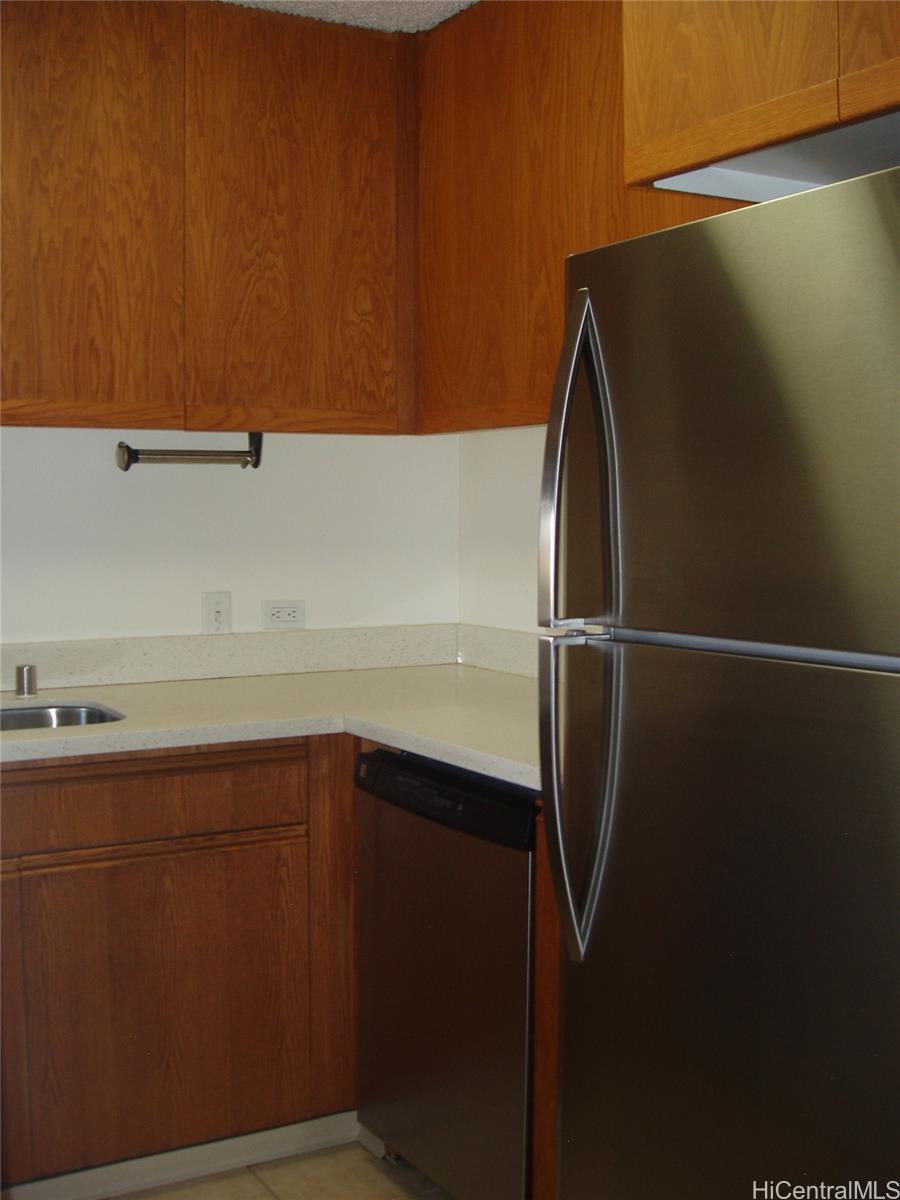 300 Wai Nani Way Honolulu - Rental - photo 19 of 25