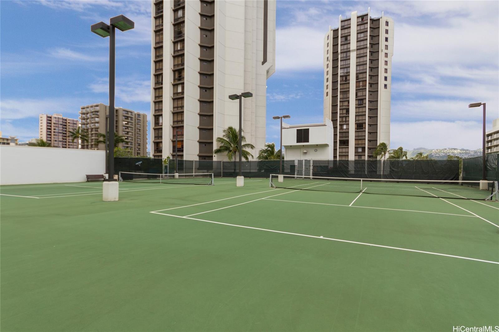 Liliuokalani Gardens condo # II/1417, Honolulu, Hawaii - photo 23 of 25