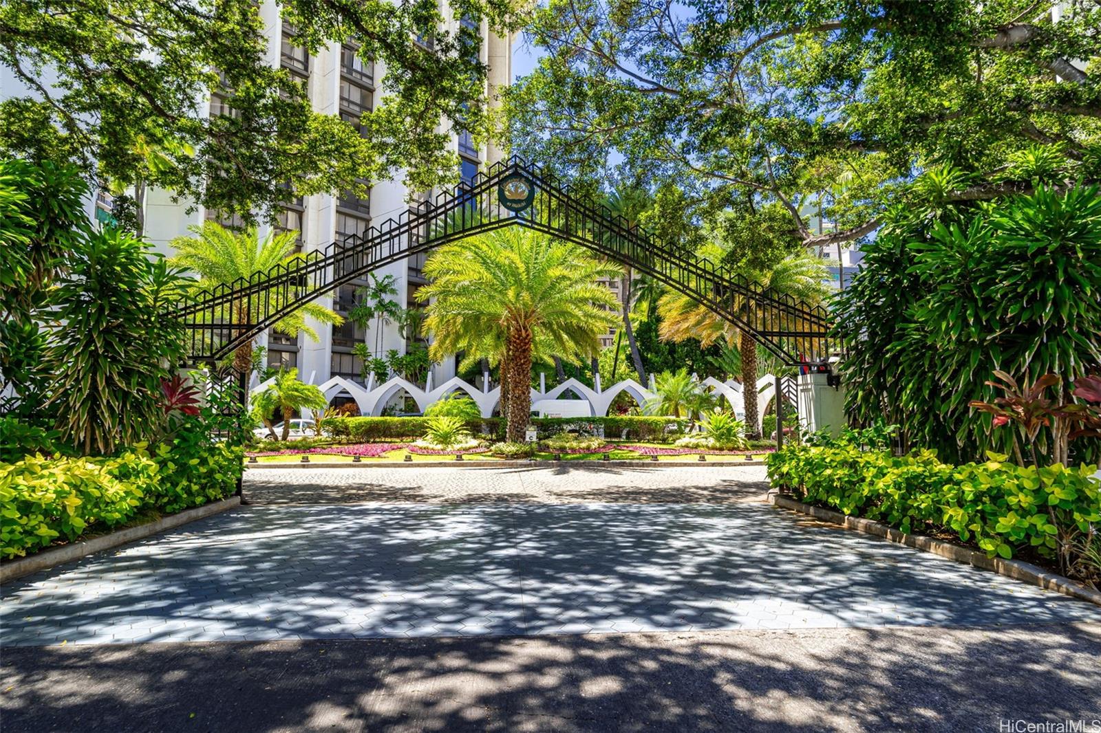 Liliuokalani Gardens condo # II-1912, Honolulu, Hawaii - photo 24 of 25