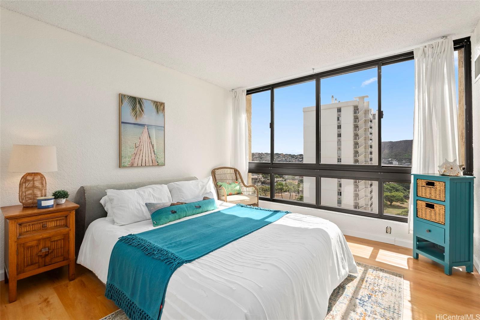 Liliuokalani Gardens condo # II-1913, Honolulu, Hawaii - photo 11 of 24