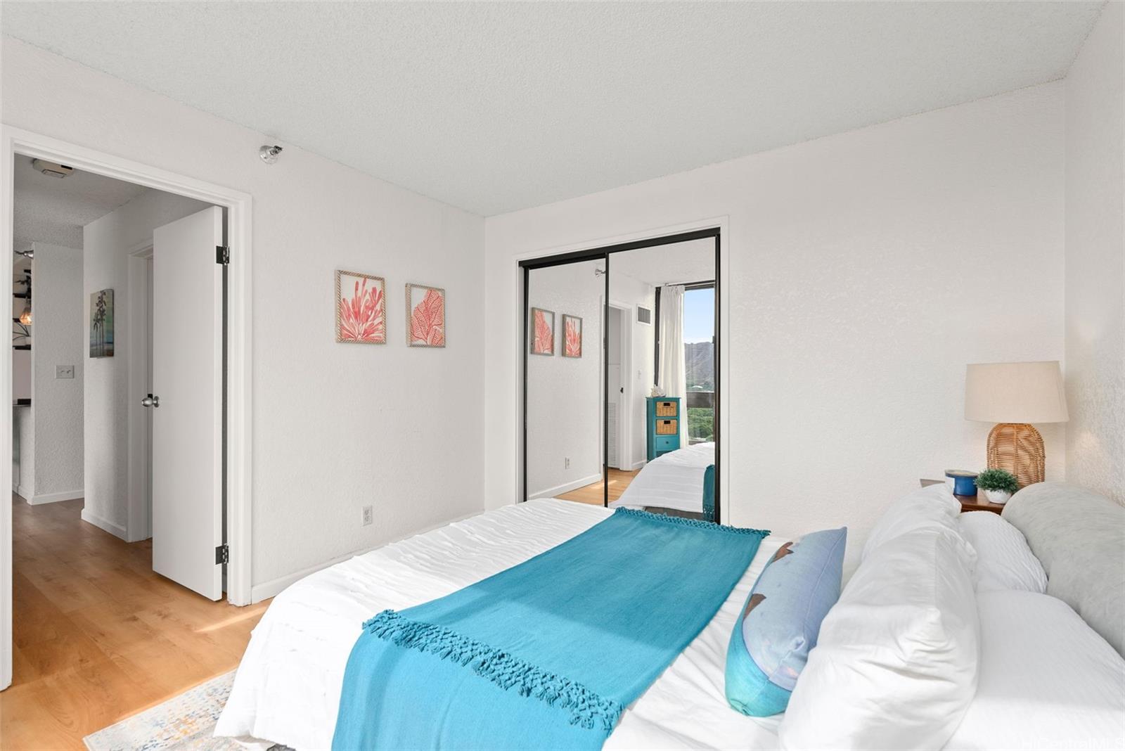 Liliuokalani Gardens condo # II-1913, Honolulu, Hawaii - photo 12 of 24