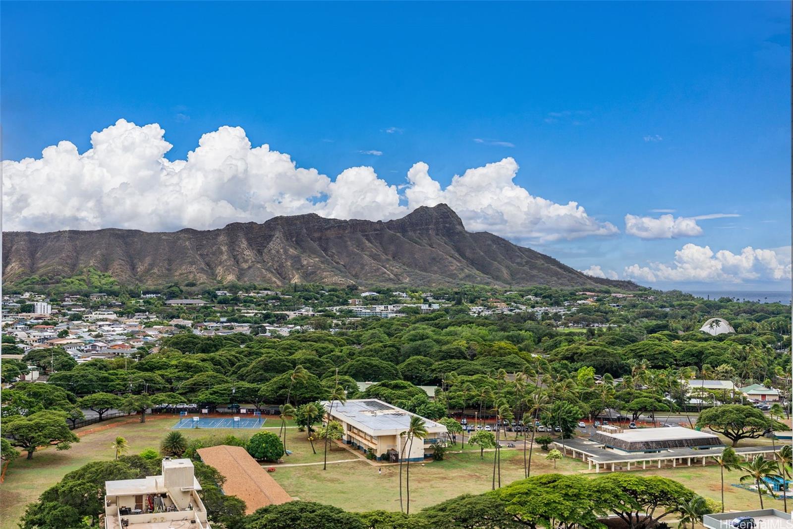 Liliuokalani Gardens condo # II-1913, Honolulu, Hawaii - photo 18 of 24