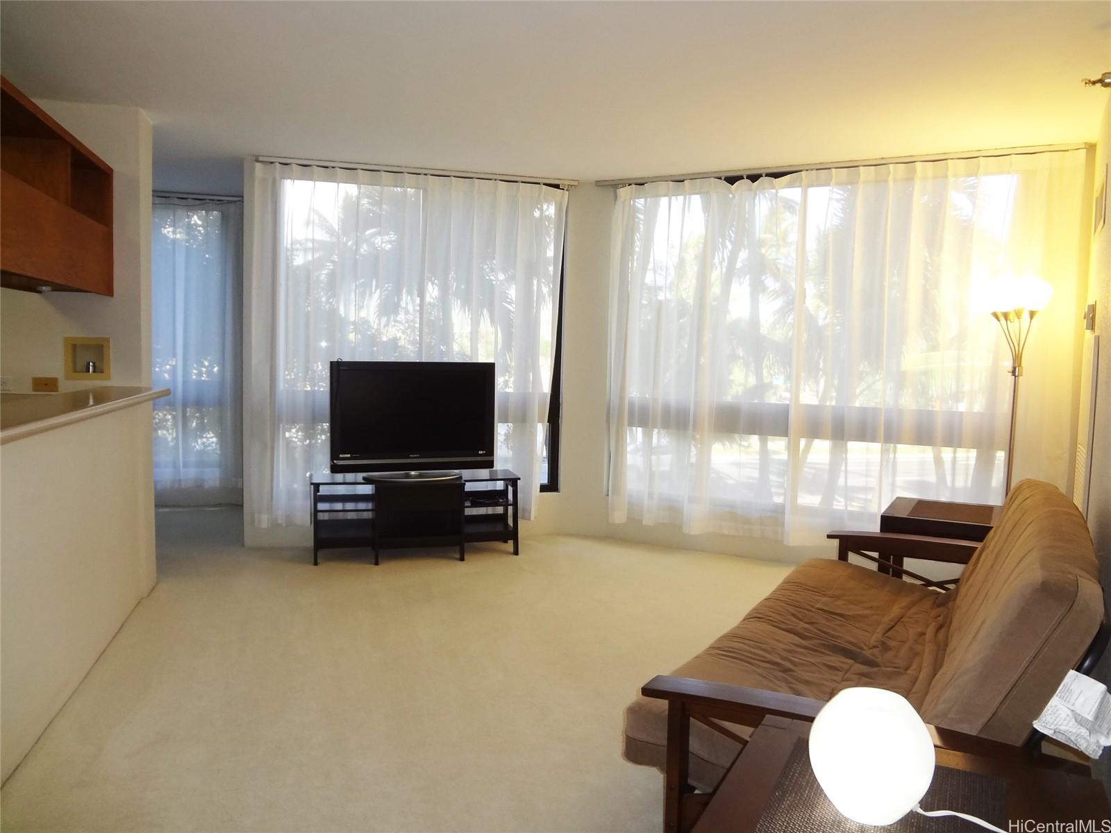 300 Wai Nani Way Honolulu - Rental - photo 7 of 22