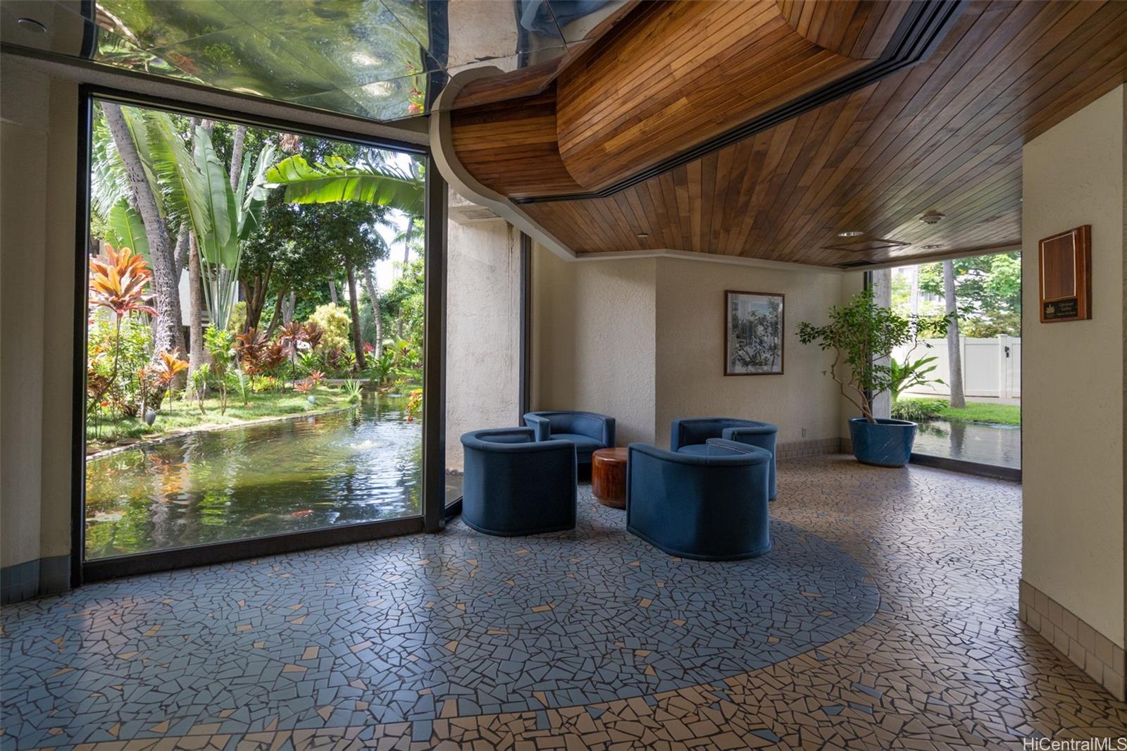 Liliuokalani Gardens condo # II-2116, Honolulu, Hawaii - photo 18 of 21