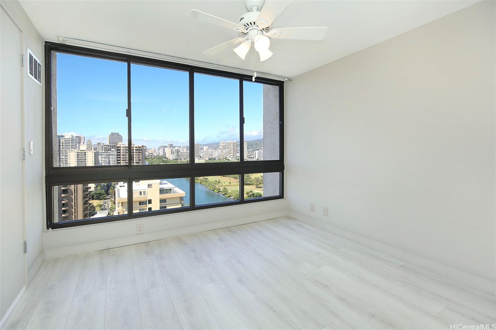 300 Wai Nani Way Honolulu - Rental - photo 6 of 17