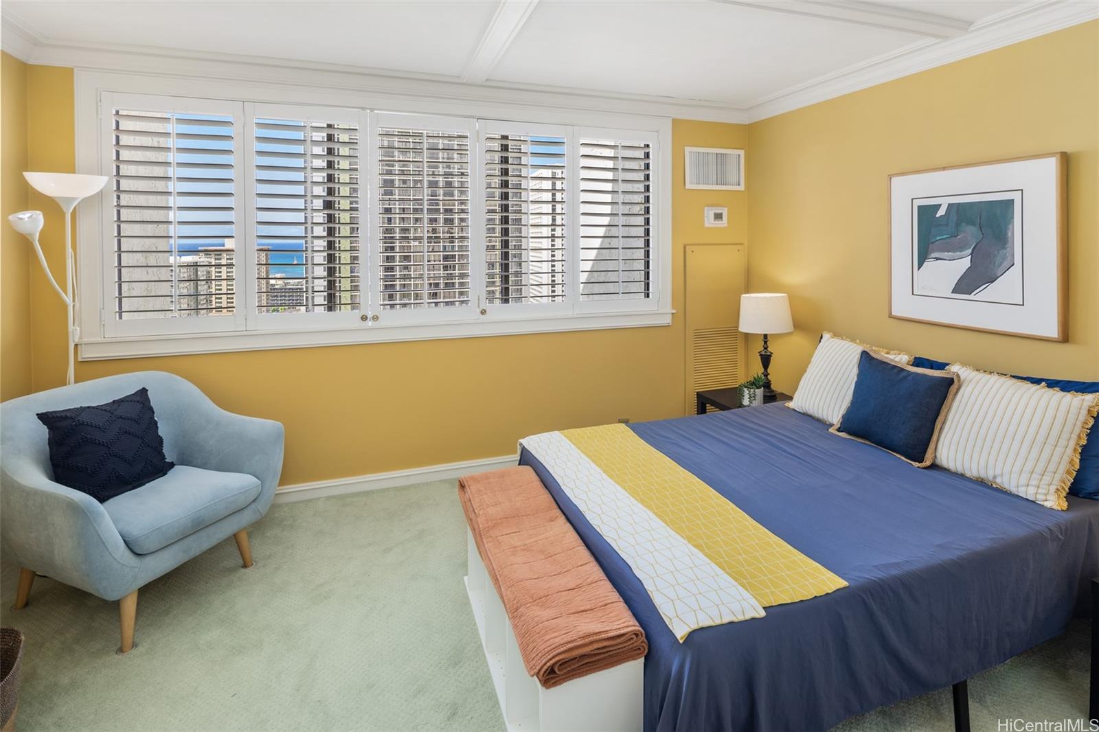 Liliuokalani Gardens condo # II2417, Honolulu, Hawaii - photo 12 of 20