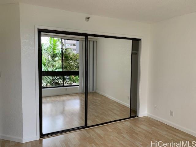 Liliuokalani Gardens condo # II416, Honolulu, Hawaii - photo 3 of 8
