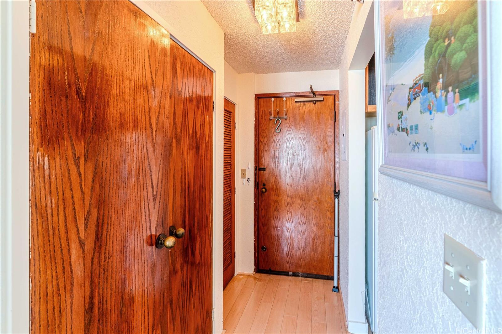 Liliuokalani Gardens condo # II914, Honolulu, Hawaii - photo 6 of 25