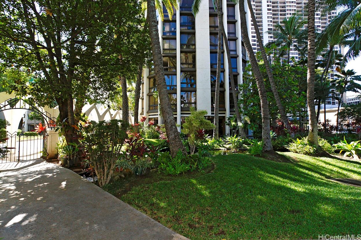 Liliuokalani Gardens condo # I-PH5, Honolulu, Hawaii - photo 12 of 16